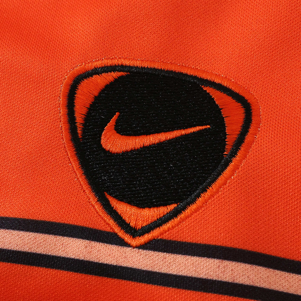 Camiseta Retro Edición Especial Oversized