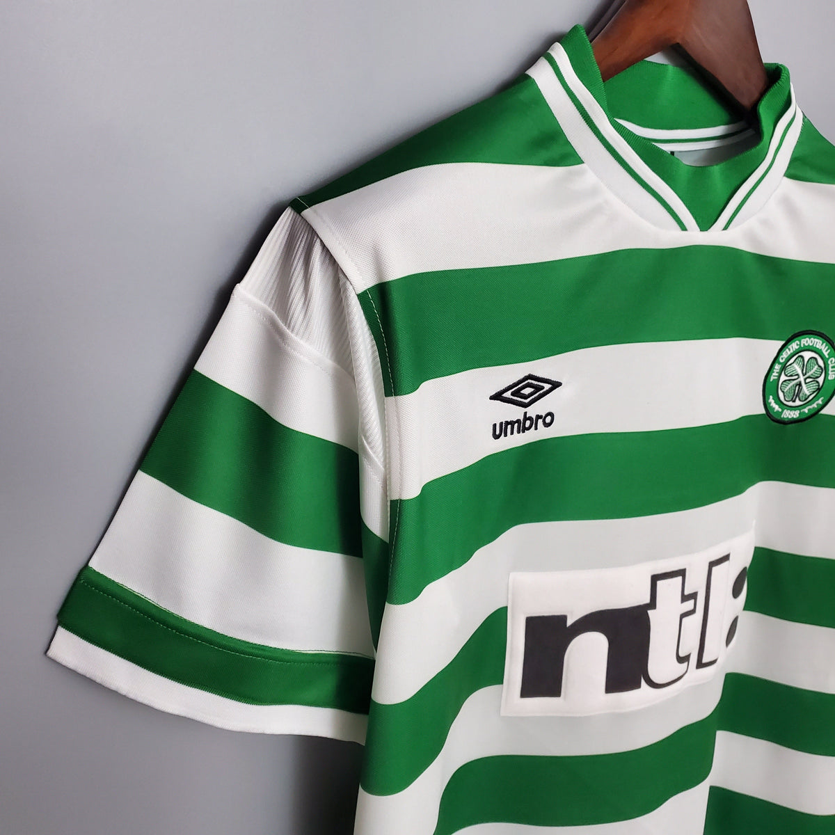 CELTIC I 99/01 HOMBRE (RETRO) - Vitrine Futebolística