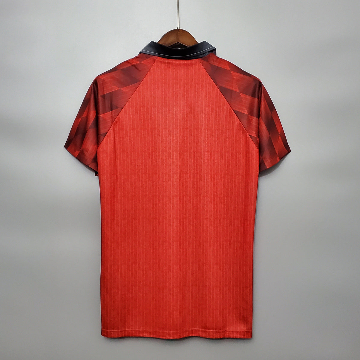 MANCHESTER UNITED I 1996 HOMBRE (RETRO) - Vitrine Futebolística