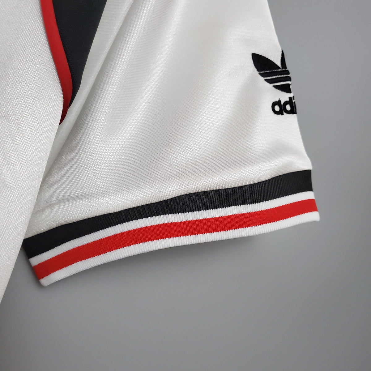 MANCHESTER UNITED III 1985 HOMBRE (RETRO) - Vitrine Futebolística