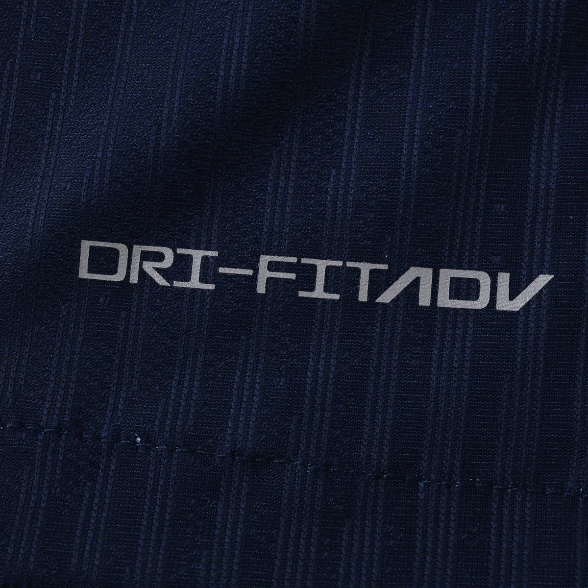 Camiseta Embroidered Titular 25/26 Player Edition