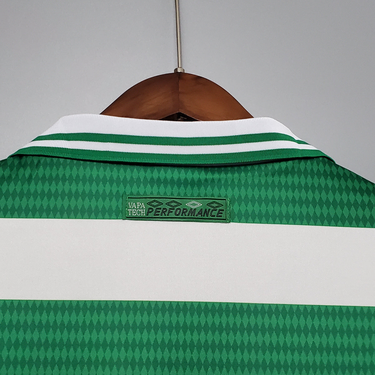 CELTIC I 98/99 HOMBRE (RETRO) - Vitrine Futebolística