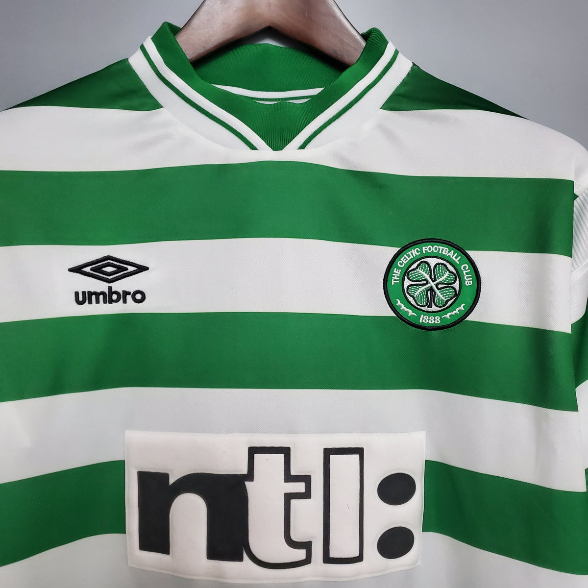 CELTIC I 99/01 HOMBRE (RETRO) - Vitrine Futebolística