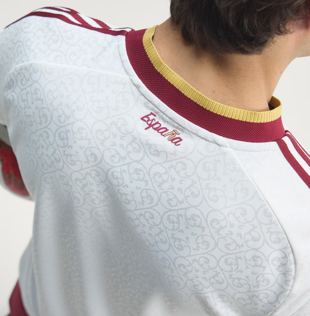 Spain 2026 away long-sleeve jersey