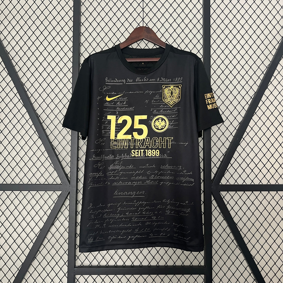 CAMISETA FRANKFURT EDICIÓN LIMITADA 125 24/25 HOMBRE - Vitrine Futebolística