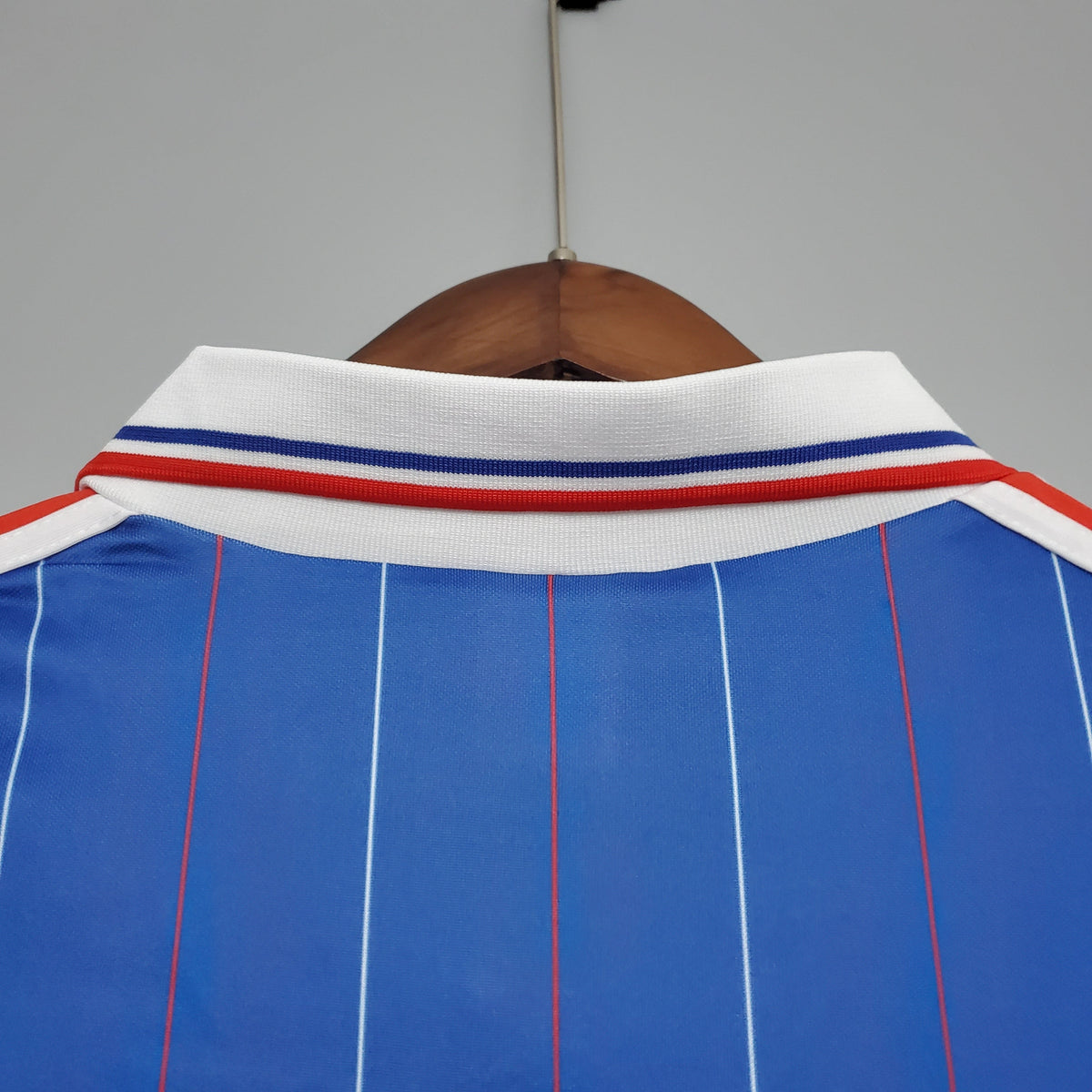 FRANCIA I 82/83 HOMBRE (RETRO) - Vitrine Futebolística