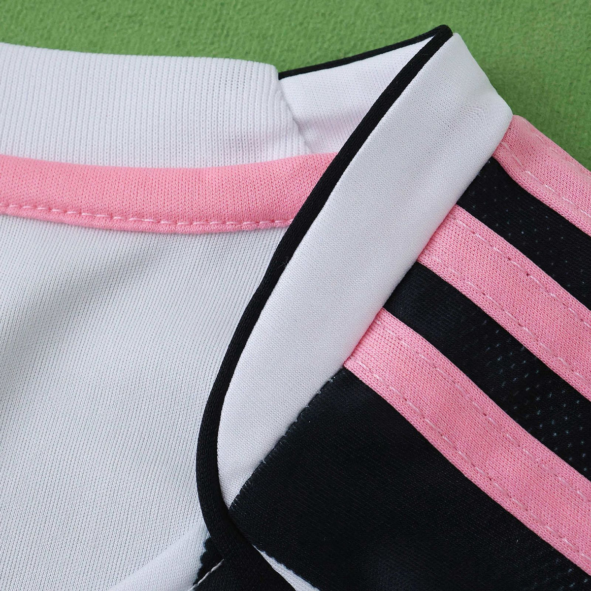 Juventus Player Jersey Home 2025/26