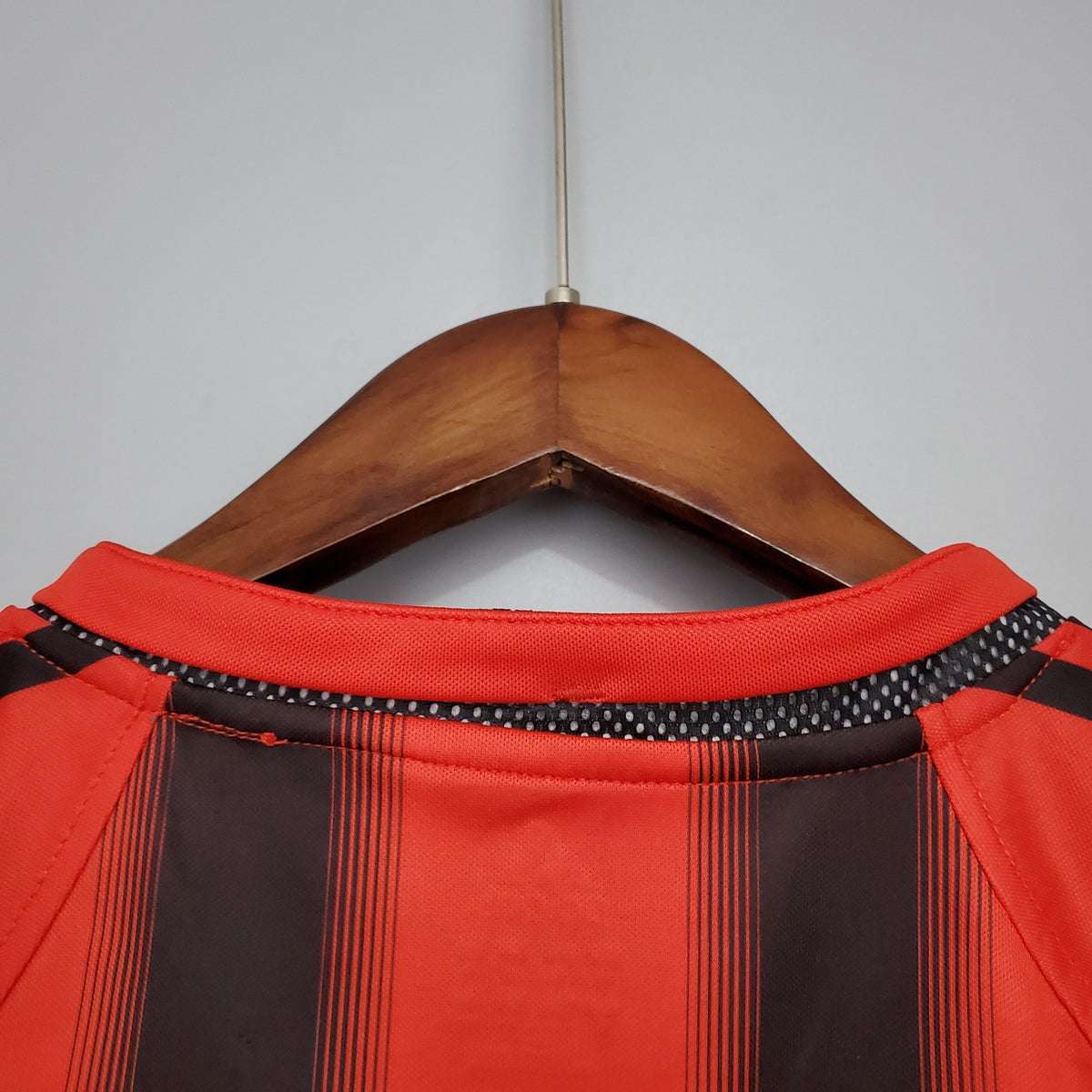 MILAN XIIII 04/05 HOMBRE (RETRO) - Vitrine Futebolística