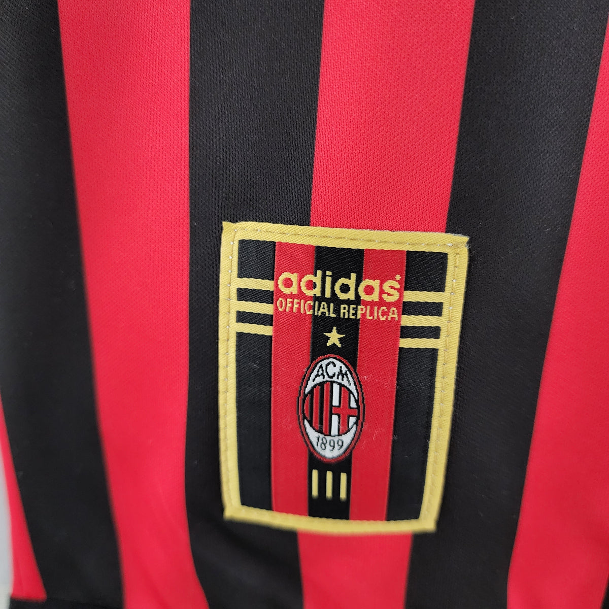 MILAN XVI 99/00 HOMBRE (RETRO) MANGA LARGA - Vitrine Futebolística