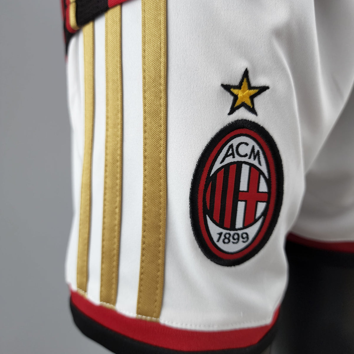 MILAN I 14/15 (RETRO) CONJUNTO INFANTIL - Vitrine Futebolística