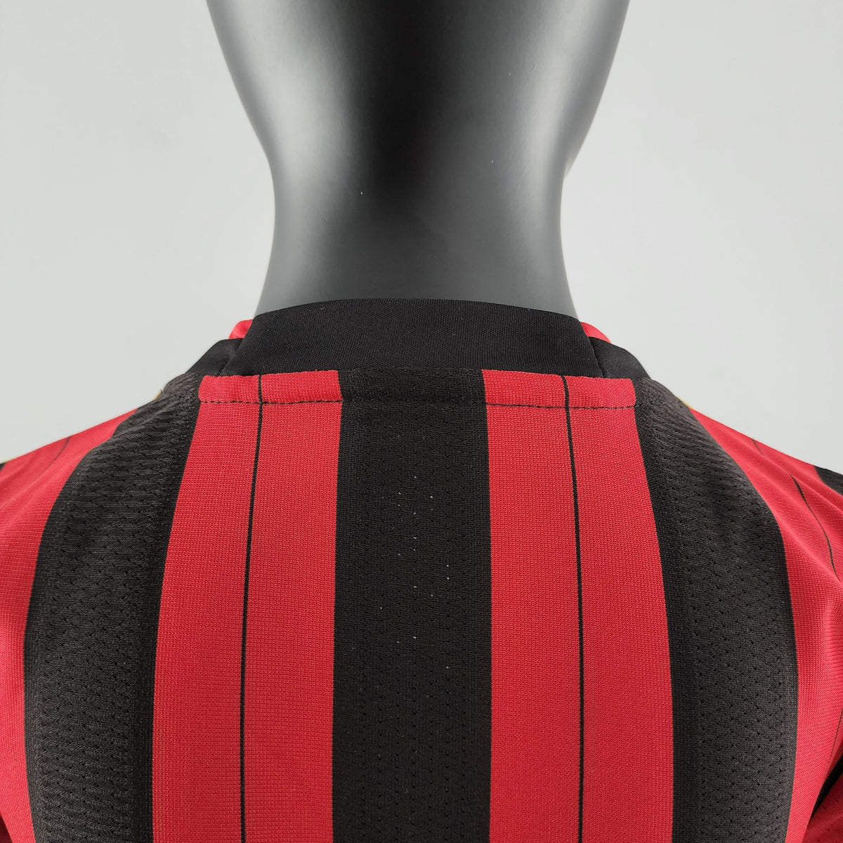 MILAN I 14/15 (RETRO) CONJUNTO INFANTIL - Vitrine Futebolística