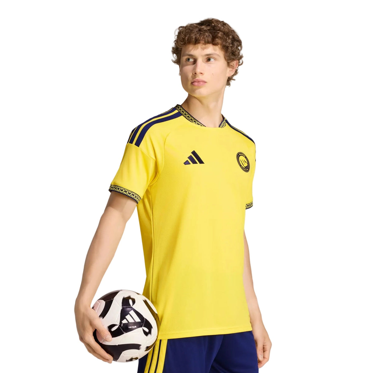 Camiseta Al Nassr FC Titular 2026/27 - Versión Fan - Ronaldo #7