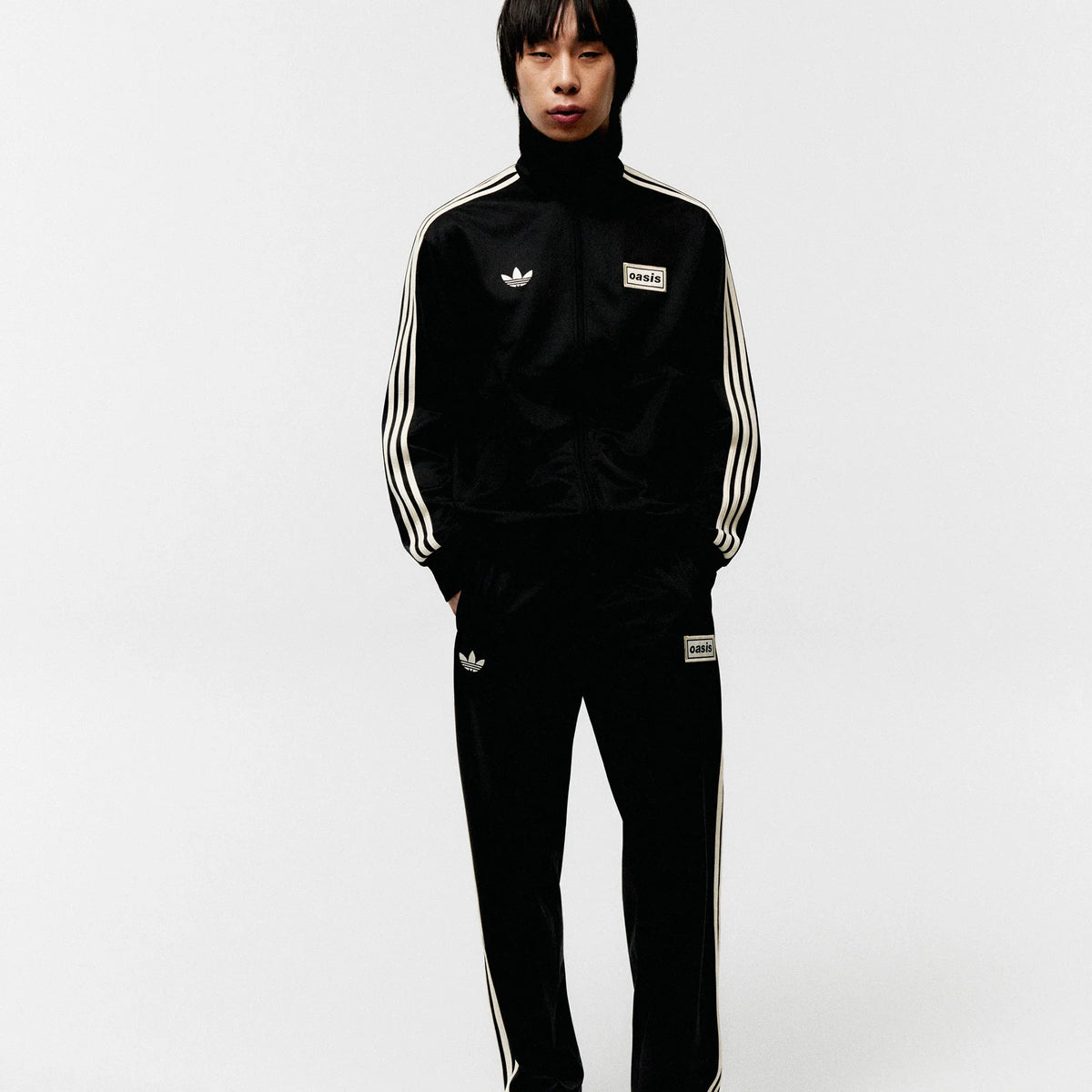 Chaqueta Deportiva negra Adidas Oasis
