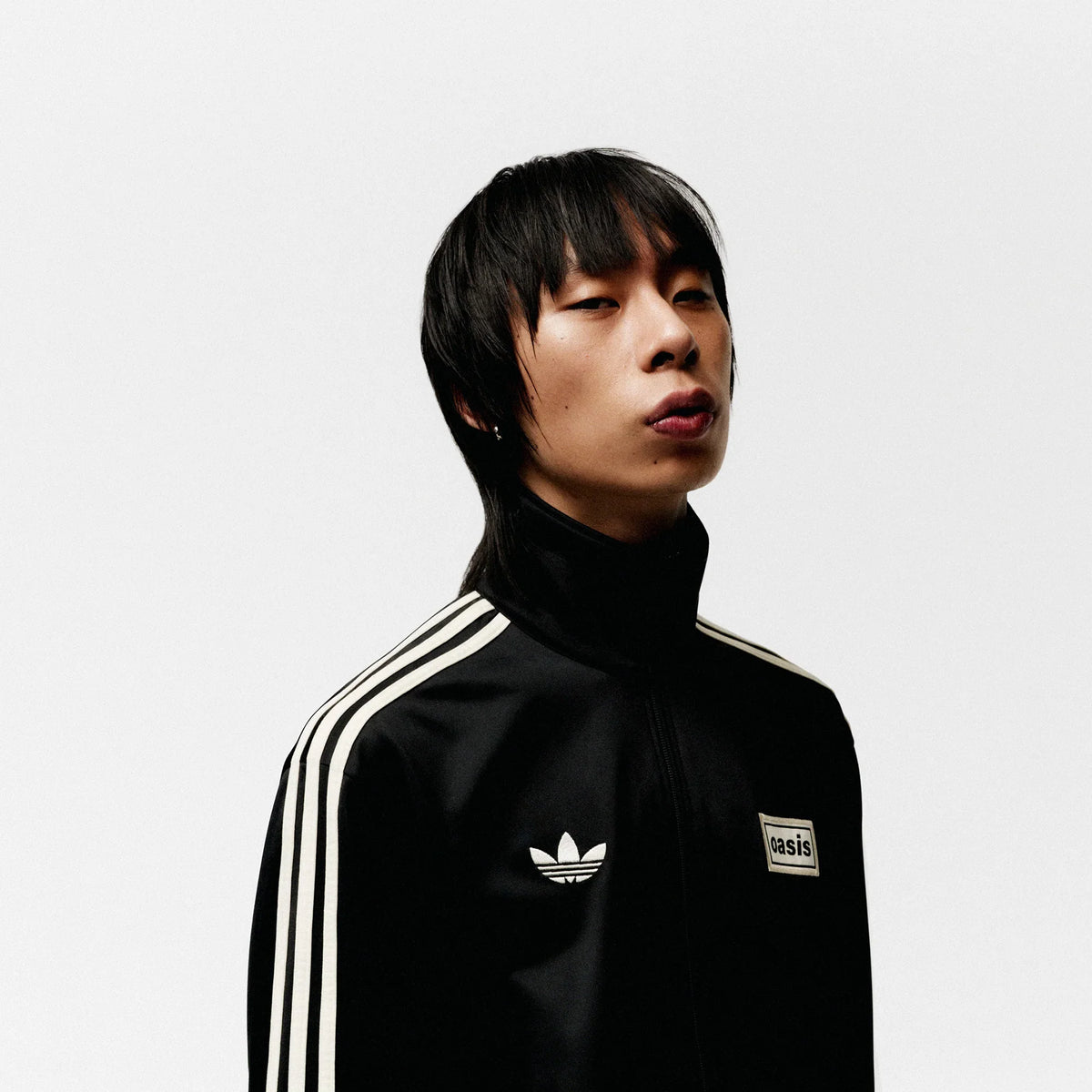 Chaqueta Deportiva negra Adidas Oasis