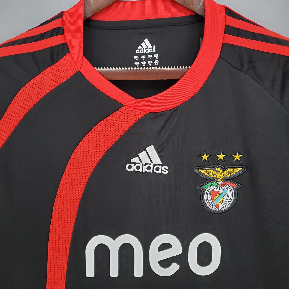 BENFICA III 09/10 HOMBRE (RETRO) - Vitrine Futebolística