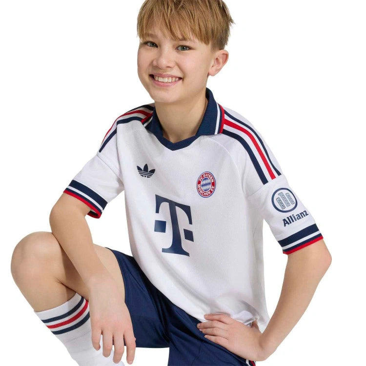 Kids Bayern Munich Titular Kit 2026/27