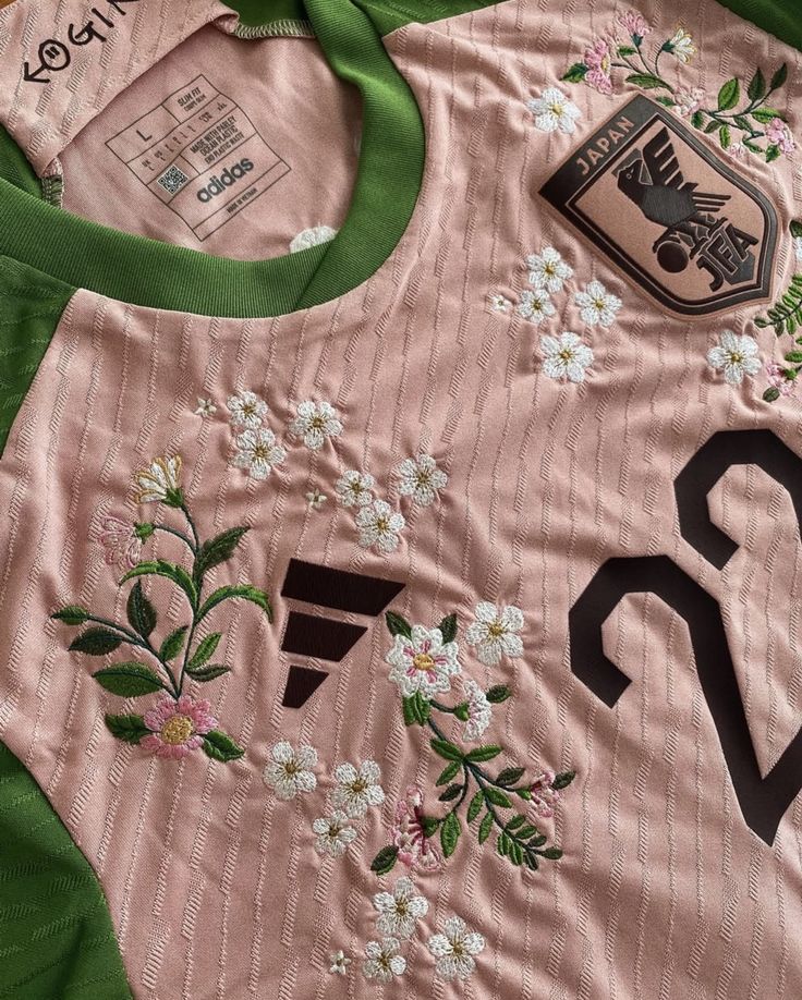 Japan Embroidered Camiseta 25/26