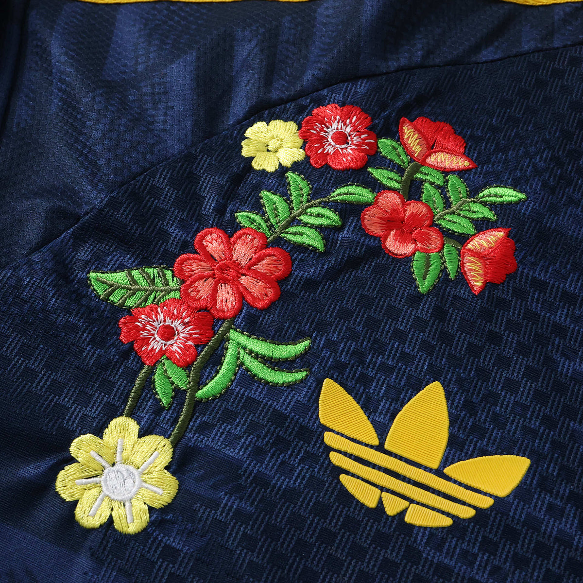 Embroidered Visitante 26/27 Player Edition Manga Larga Shirt